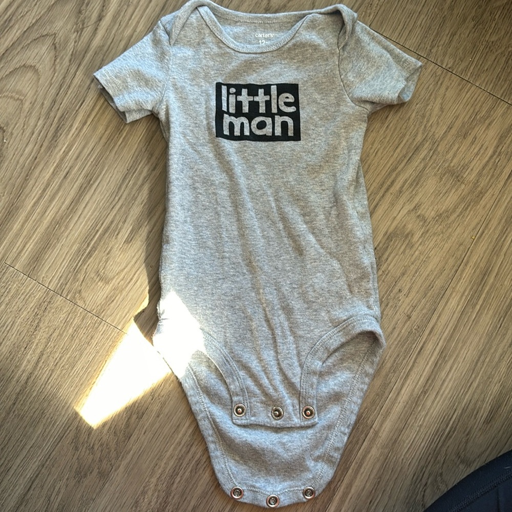 ⭐️5/$25⭐️ “Little Man” shirt, Carters 12M